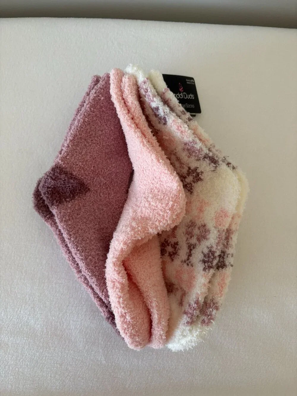 NWT - Cuddl Duds Plushfill Lounge Socks - 3 Pk - Snowflakes